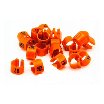 - Fabricadas en plástico de alta calidad - Resistentes al agua y sol - Con sistema de clip - Disponibles en varios colores - Colores vivos - Dimisiones: 8 x 5 mm - Numeradas del 1-50